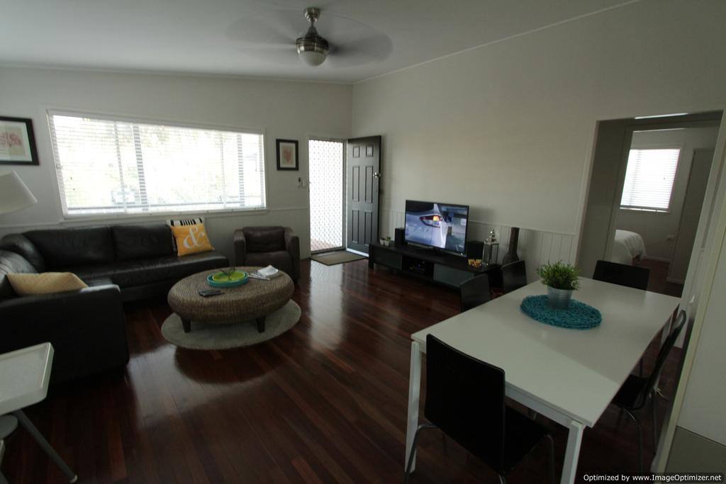 Redland Baybreeze Villa Room photo